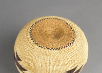 Karuk%20artist%2C%20%3Cb%3E%3Ci%3E%20Basket%3C%2Fi%3E%3C%2Fb%3E%2C%20ca.%201920%2C%20beargrass%20and%20maindenhair%20fern%2C%20Bequest%20of%20Kathleen%20Ban%2C%20no%20known%20copyright%20restrictions%2C%201997.22.3